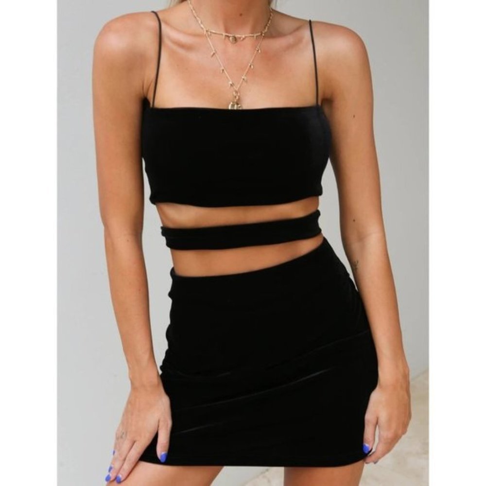 NEW Tiger Mist Candice Black Velvet Cutout Dress Size Large (L)